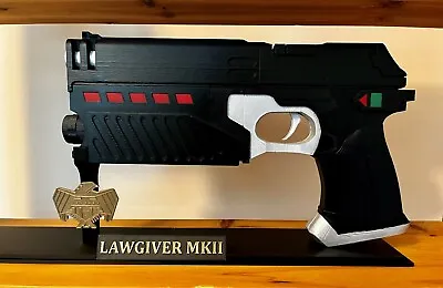Judge Dredd Lawgiver Replica Display Stand - Lawgiver MK2 • $24.85