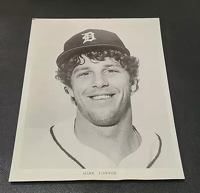 Detroit Tigers' Mark  The Bird  Fidrych Vintage 8x10 Picture • $8