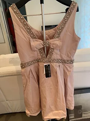 $40 • Buy Forever New Dress Size 16
