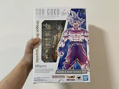 Sh Figuarts Son Goku Ultra Instinct Toyotarou Edition Figure & Book Set V-jump • $154.50