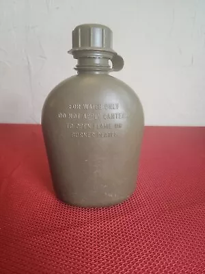 Vietnam Era US Army Plastic Canteen Dated 1976 • $11.99