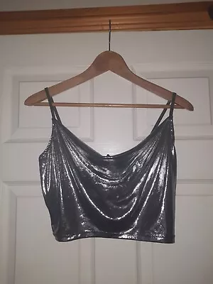 £4.99 • Buy BARELY WORN Divided By H&M Metallic Silver Shiny Strappy Crop Top Size M Medium