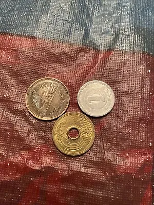 $1.23 • Buy 3 Japan Coins