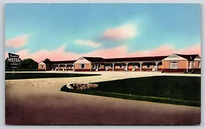 Roadside~Manhattan Kansas~The Travelers Motel Entrance~Tichnor Vintage Postcard • $3.49