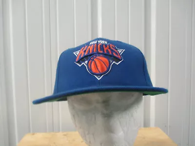 VINTAGE THE G NEW YORK KNICKS LOGO BLUE SEWN SNAPBACK CAP HAT NWT DS 90s  • $39.99