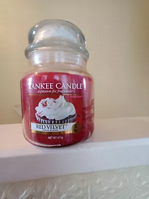 Yankee Candle Red Velvet Medium Jar • £45