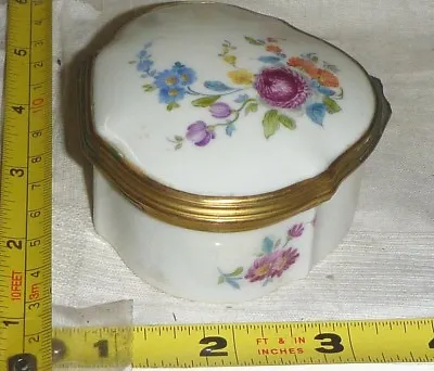Vtg Hand-Painted Floral Porcelain Trinket Box - Brass Hinged & Edged ~ 3x3x1½  • $9.50