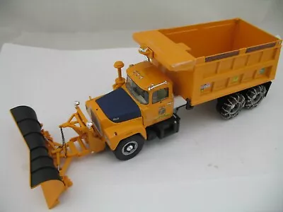 First Gear Model 19-2674: Mack R-Model Dump Truck With Plow NY DOT MIB • $169