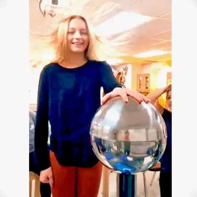 Van De Graaff Generator Motorised In Heavy Motor With All Practical Accessories • $231.40