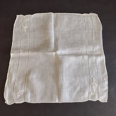 Vintage Cotton Hankie Hankerchief Embroidered Floral Corners White Cream • $9.31