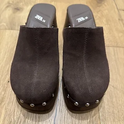 NWOT Zara Brown Suede Clogs With Studs Size 38 • $32