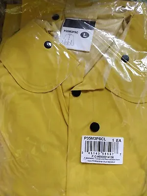 3 Piece Safety Yellow Rain Suit Jacket Detachable Hood And Overalls Outdoor  • $19.95