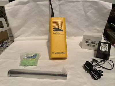 Motorola Talkabout Distance UHF GMRS NEW Accessories TESTED GUARANTEED • $79.95