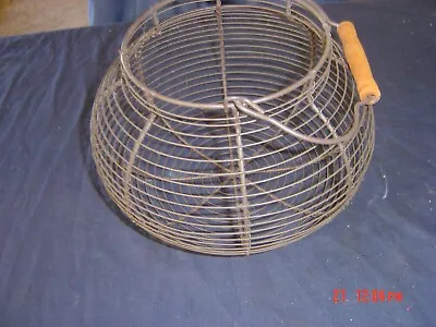 Wire Egg Basket With Wood Handle 8  Diameter X 7.5  Tall • $29.99