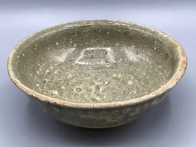 £250 • Buy Chinese Song Or Yuan Dynasty Celadon Bowl