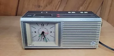 General Electric AM FM Alarm Clock Radio Vintage • $24