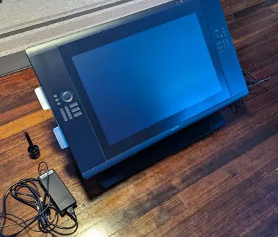 Wacom Dtk2400 Cintiq 24HD Graphic Monitor Tablet • $100