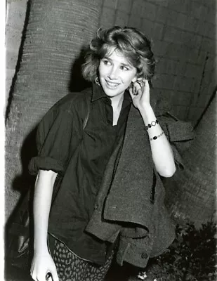 Melissa Gilbert 7x9 Original Photo #V0329 • $6.29