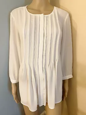 BANANA REPUBLIC Sz M Womens White Poly Crepe Pintucks FIT & FLARE TOP 3/4 Slv • $17.95