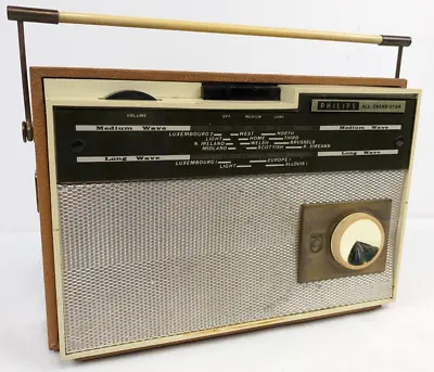 Vintage 1960s Philips L3G04T Transistor Radio. • $18.95