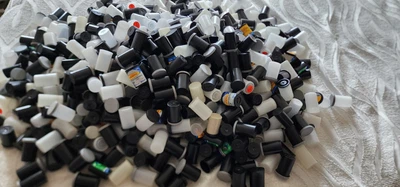 $50 • Buy Huge Lot 35mm Camera  Empty Film Canisters  Bulk Load Rolls 732 Pcs With Lids 
