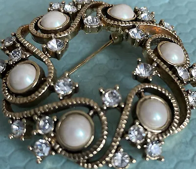 Vintage MONET  Pearl Wreath  Gold Tone Rhinestone Brooch F10 • $14.99