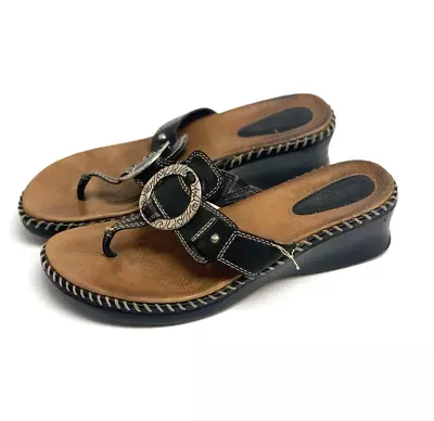 Minnetonka Denver Black Leather Slide Wedge Sandal Thong Medallion Womens Size 9 • $19