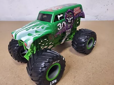 Monster Jam Monster Truck GRAVE DIGGER 1:24 Scale - 30th Anniversary 30 Years • £14.99