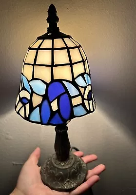 Vintage Stained Glass Floral Tiffany Style 11.5in Small Table Lamp Floral Base • $75