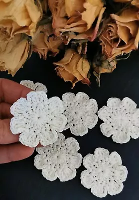 £6 • Buy Handmade Cream/Ivory Flowers, Crochet 6 Applique, Scrapbooking, Crochet Flowers