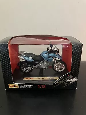 Maisto 1:10 Scale BMW F 650 GS Special Edition Die Cast Model Motorcycle • £11.99