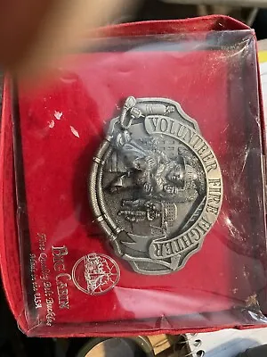 VINTAGE VOLUNTER FIRE FIGHTER. Big Cabin Collectible. Rare 🔥BELT BUCKLE! • $20