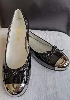 NEW *Venettini* Sz 36 *Monica* Black Patent Silver Toe Girls Shoes NIB • $39.99