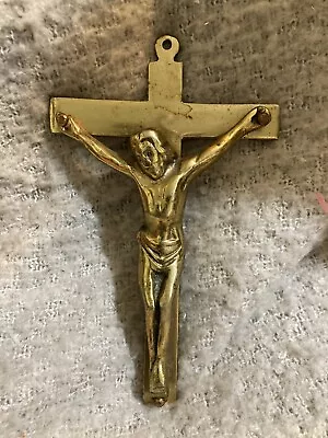 Gold Tone Metal Crucifix Cross W Goldtone Metal Jesus Figure Wall Decor 7” Heavy • $9.99