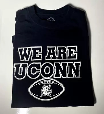  We Are Uconn  Huskies Football T-Shirt Large Cadre 2002-2013 Era Logo • $5.75