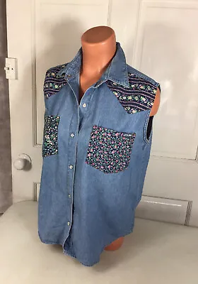 GITANO Vintage Floral Jean Shirt Womens Medium • $12.95