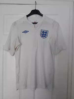 England Umbro Shirt Small (36) 2011 • £5.99