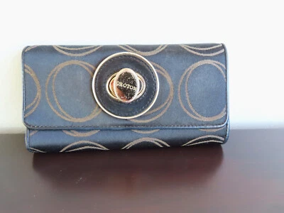 $35 • Buy Oroton O Signature Ladies Large Wallet Clutch Purse Vgc Black W/ Gold O. 