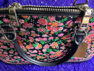 Authentic  COACH’s F57622 FLORAL PRINT FINEST BRIGHTEST HANDBAG FEEL YOUNG AGAIN • $170