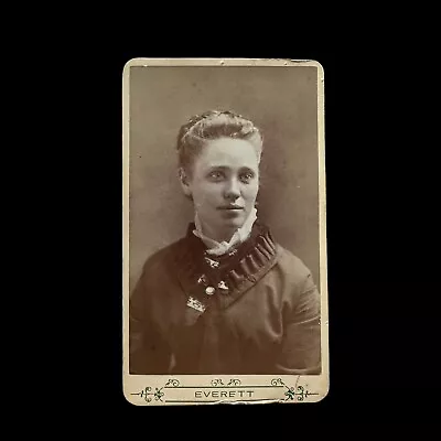 Antique CDV Circa 1880s Young Woman Photo: Everett Manchester New Hampshire NH • $4.49