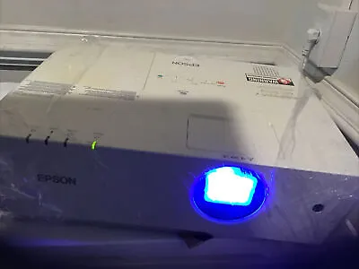 Epson PowerLite 6100i Projector-786HRS • $120