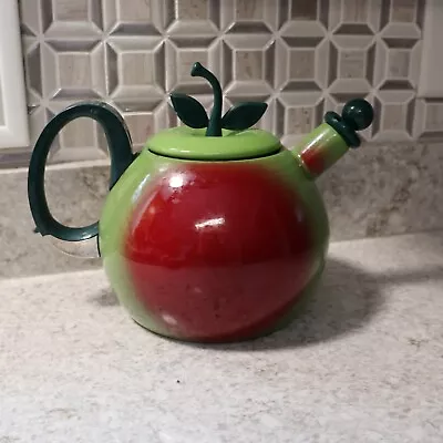 Vintage Enamel Metal Apple Tea Kettle Pot Lid Spout 2 Quart  Green Red • $28.99