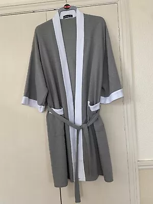 Men's Grey Mix Dressing Gown Size Small • £4.99