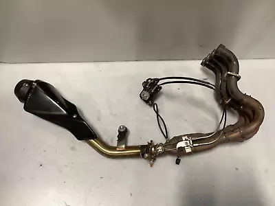 11-24 Suzuki GSXR 600 750 M4 GP HALF SYSTEM WITH FACTORY HEADER EXHAUST • $236.99