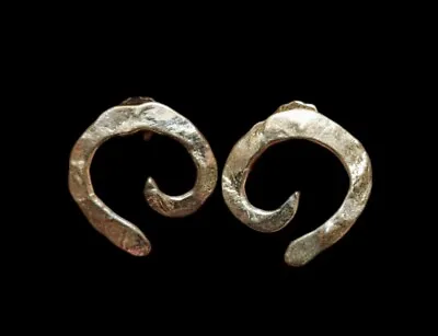 Vintage 925 Sterling Silver Small Hammered Open Swirl Pierced Post Back Earrings • $20