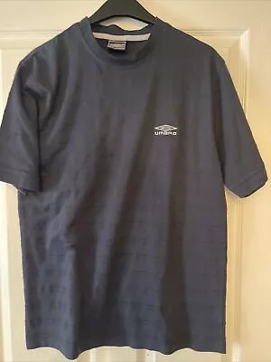 Umbro T Shirt Mens Large Ribbed Navy Blue Stretch Cotton Blend Sports Vintage  • £9.99