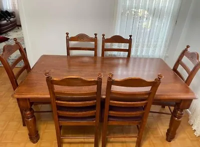 $120 • Buy Vintage Wood Dining Chairs X 6 (Only)