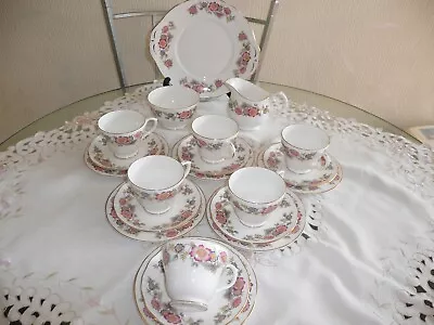 Colclough 21 Piece Bone China Tea Set • £45