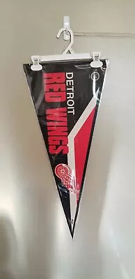 Detroit Red Wings Nhl Felt Pennant With Holder 11/29/20 • $6.95