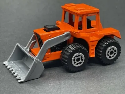 Matchbox Tractor Shovel - Mint • £9.95